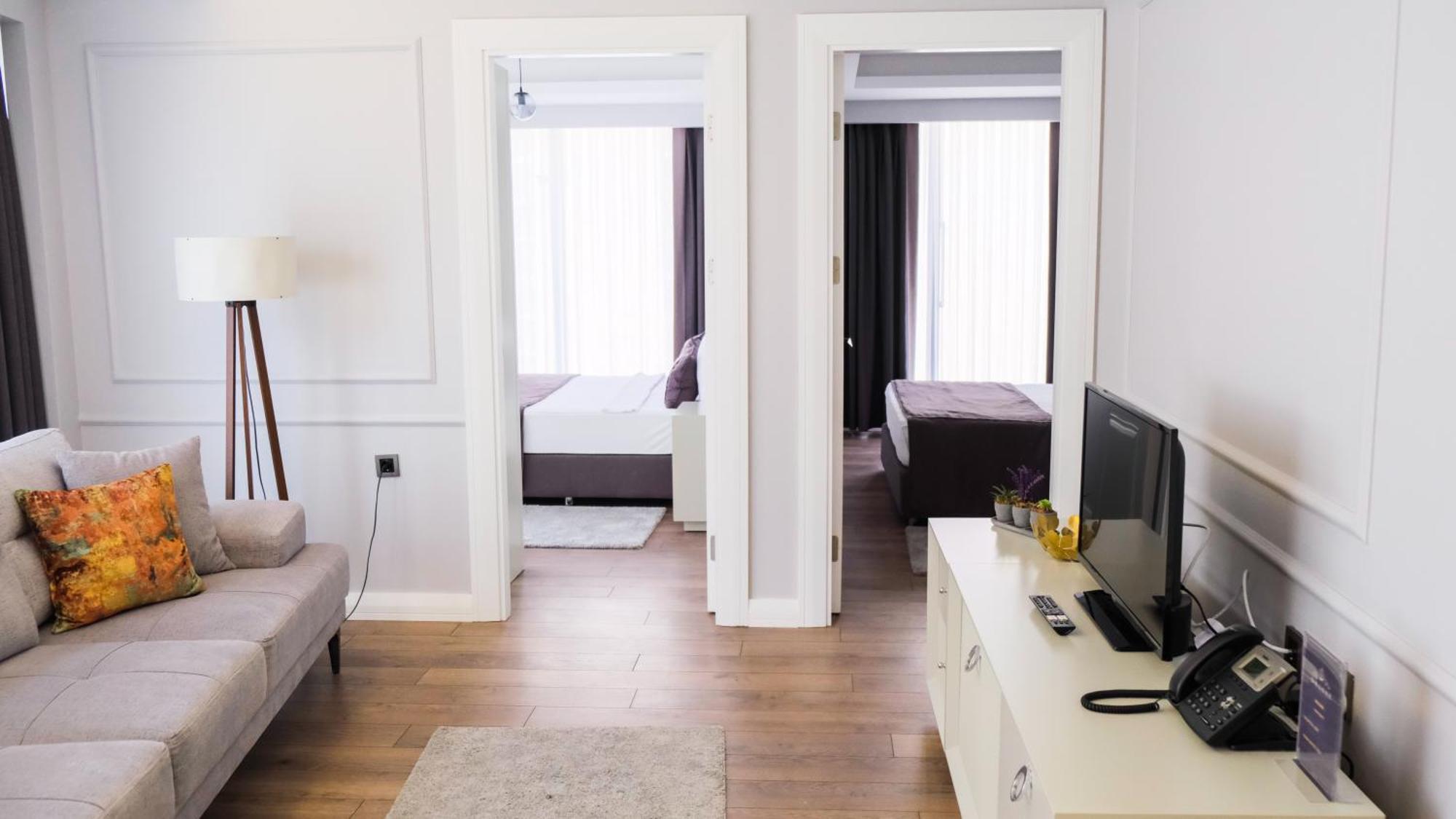 Myway Deluxe Alsancak Esmirna Exterior foto